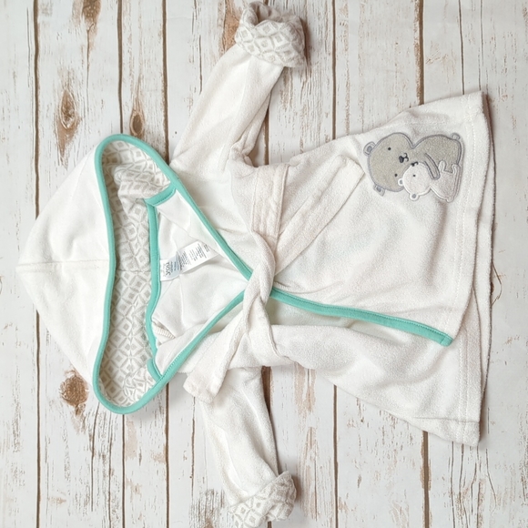 Carter's Just One You White Bear Towel Robe 0-9M - Picture 1 of 5